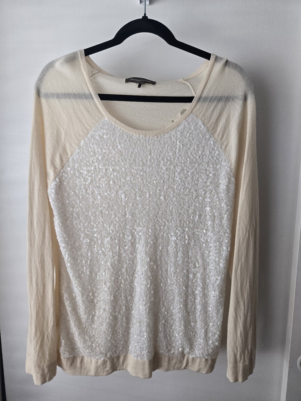 Tommy Bahama Cream Sequin Long Sleeve Wool Sweater. WITH FLAW. Size Large